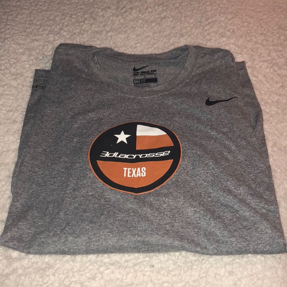 NIKE TEE long sleeve shirt NWT